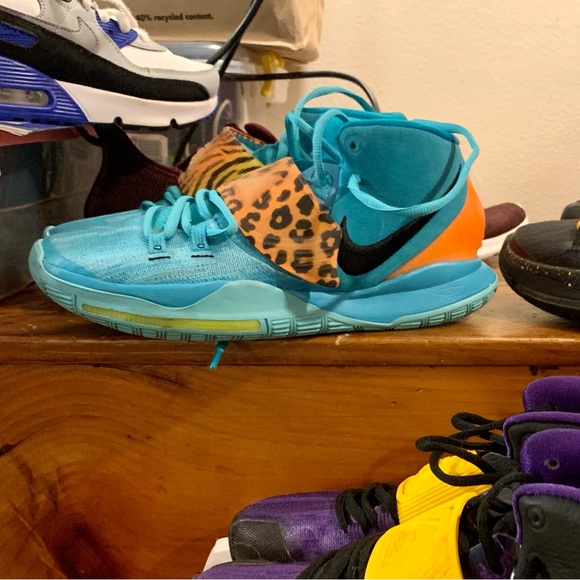 Nike shoe lot. $200 for lot - Picture 2 of 2